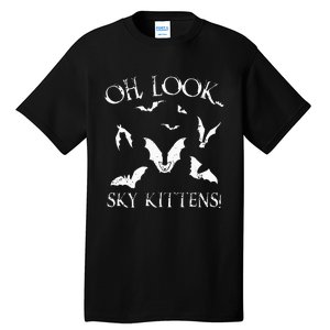 Funny Bat Lover Gift For Men Women Cool Sky Kittens Horror Tall T-Shirt