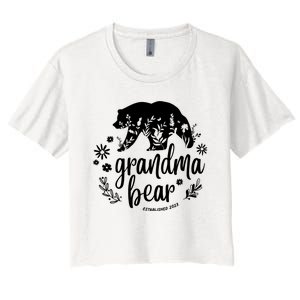 Floral Bear Matching Family Outfits, Funny Grandma Bear Women's Crop Top Tee