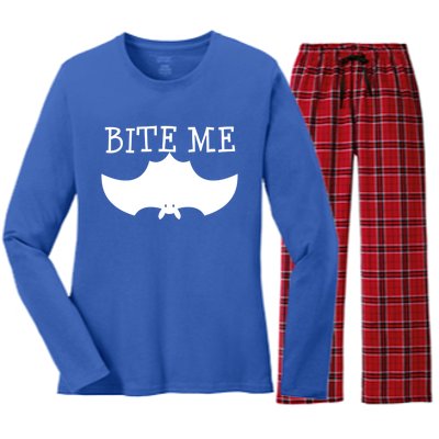 Fun Bite Me Bat Cute Cute Gift Great Gift Women's Long Sleeve Flannel Pajama Set 