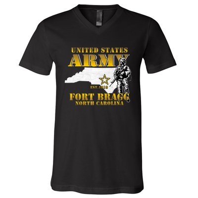 Fort Bragg North Carolina Nc Army Base Army Basic Training V-Neck T-Shirt