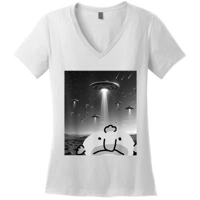 Funny Blobfish Selfie Ufos Ailen Retro Women Graphic Women's V-Neck T-Shirt
