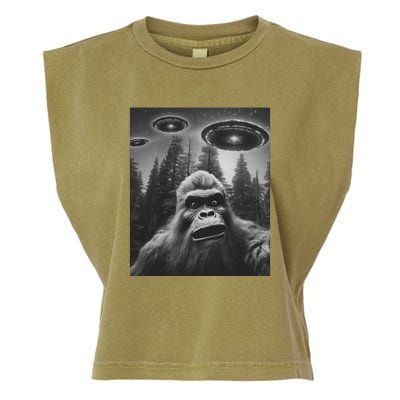 Funny Bigfoot Sasquatch Alien Ufo Garment-Dyed Women's Muscle Tee