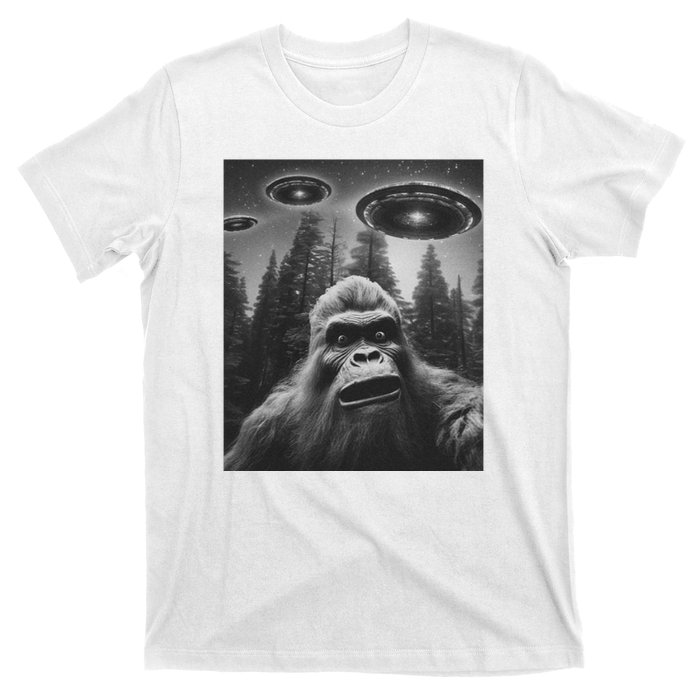 Funny Bigfoot Sasquatch Alien Ufo T-Shirt