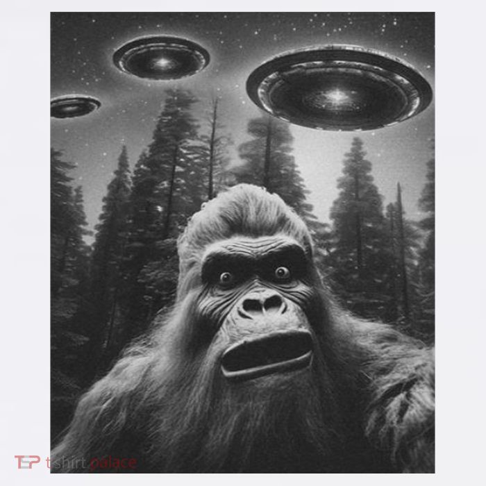Funny Bigfoot Sasquatch Alien Ufo Tall T-Shirt