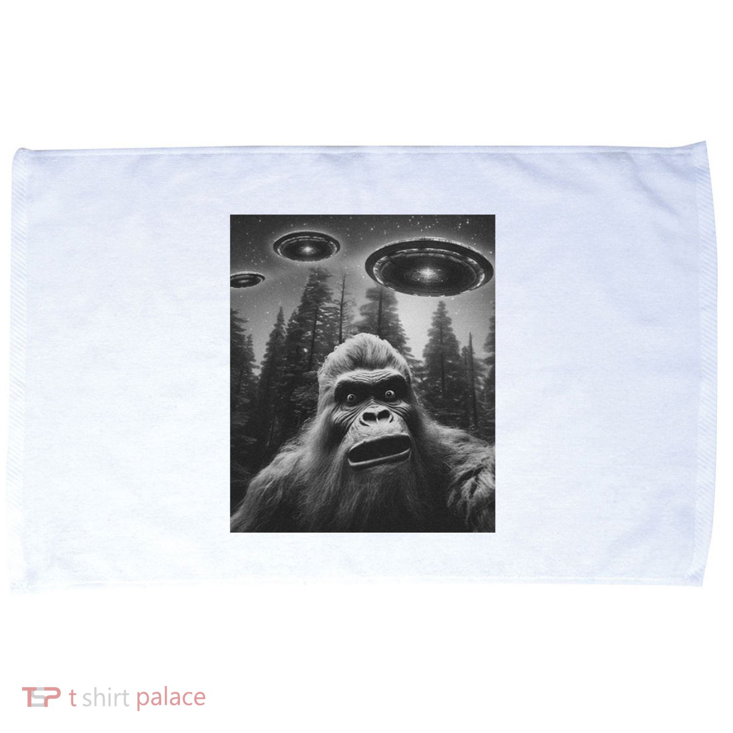 Funny Bigfoot Sasquatch Alien Ufo Microfiber Hand Towel
