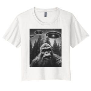 Funny Bigfoot Sasquatch Alien Ufo Women's Crop Top Tee