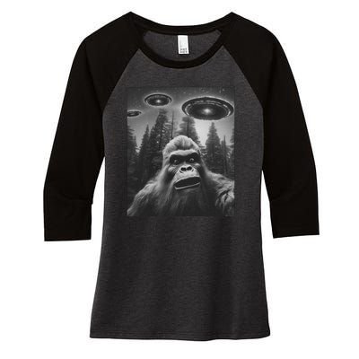 Funny Bigfoot Sasquatch Alien Ufo Women's Tri-Blend 3/4-Sleeve Raglan Shirt