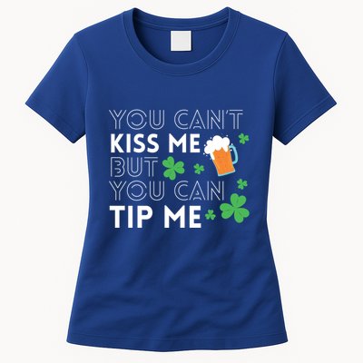 Funny Bartender St Patricks Day Waiter Waitress Server Gift Womens T-Shirt