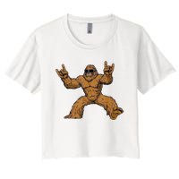 Funny Bigfoot Sasquatch Graphic Women's Crop Top Tee