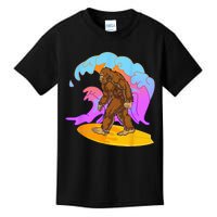 Funny BigFoot Surfing Cool Reto Vintage Sasquatch Lovers Kids T-Shirt