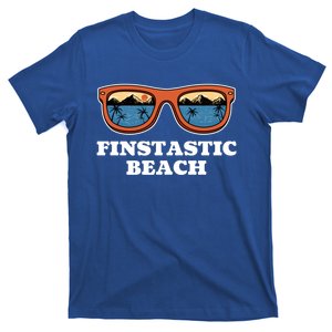 Finstastic Beach Summer Fishing Tropical Fisher Family Cute Gift T-Shirt