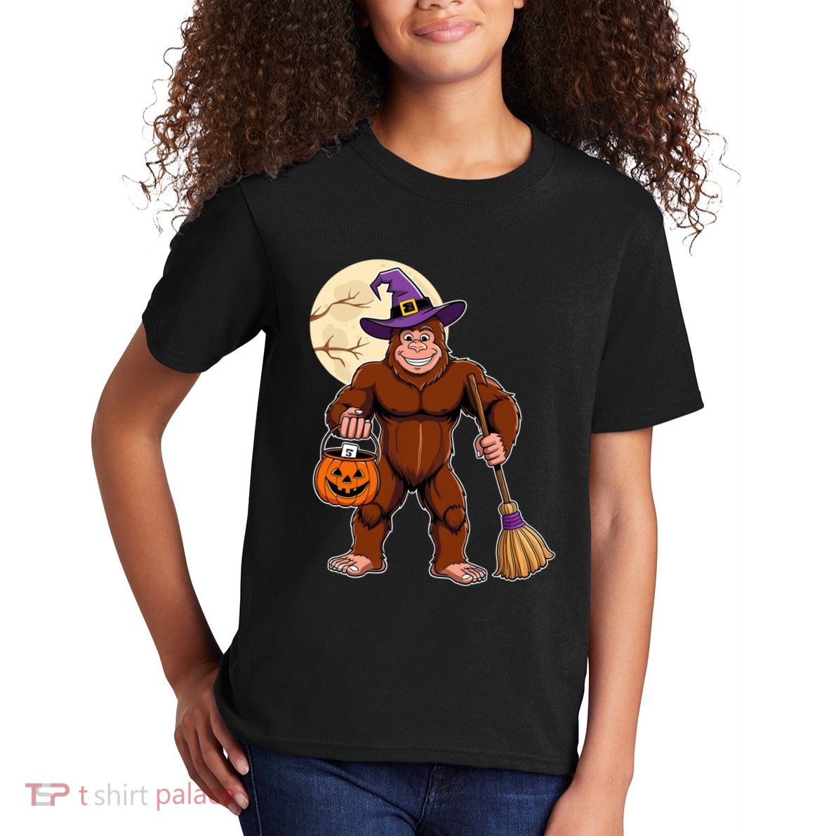 Funny Bigfoot Sasquatch Witch Halloween Costume Kids T-Shirt