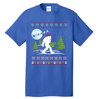 Funny Bigfoot Xmas Gift Santa Hat Ugly Bigfoot Christmas Gift Tall T-Shirt