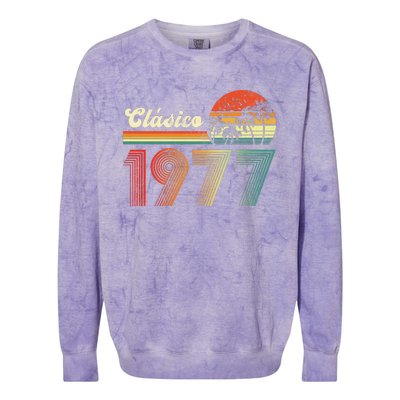 Feliz cumpleaños 1977 Edición limitada 46th spanish Birthday clásica Colorblast Crewneck Sweatshirt