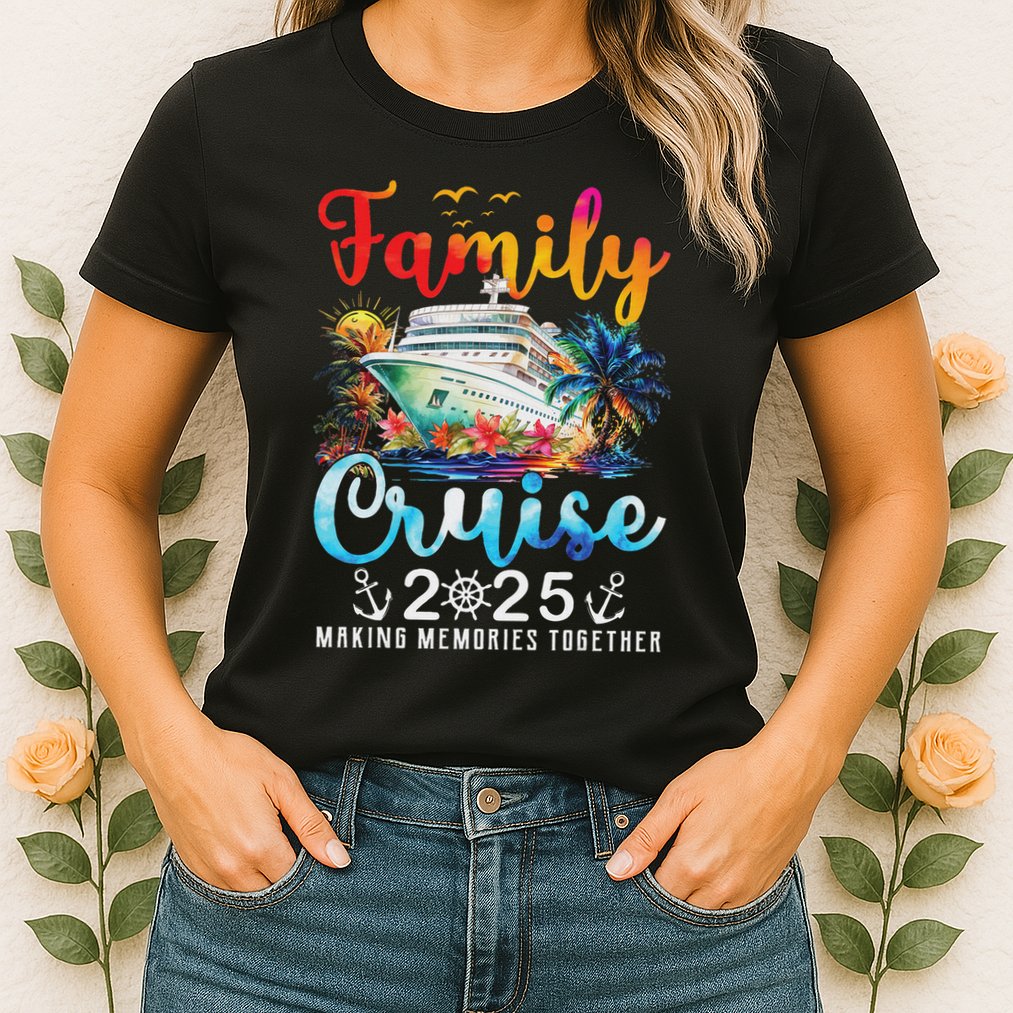 Family Cruise 2025 Vacation Trip Family Matching Cruise Ship Womens T-Shirt