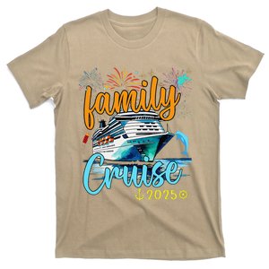 Family Cruise 2025 Family Vacation Matching Family Group. T-Shirt