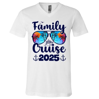 Family Cruise 2025 Family Vacation Matching Family Group V-Neck T-Shirt