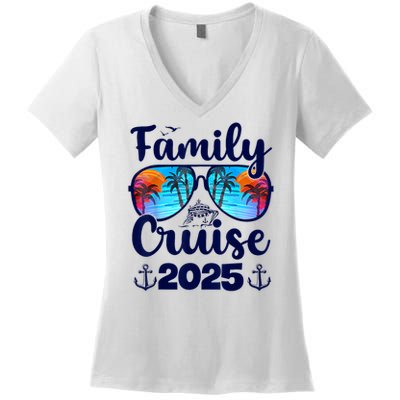 Family Cruise 2025 Family Vacation Matching Family Group Women's V-Neck T-Shirt