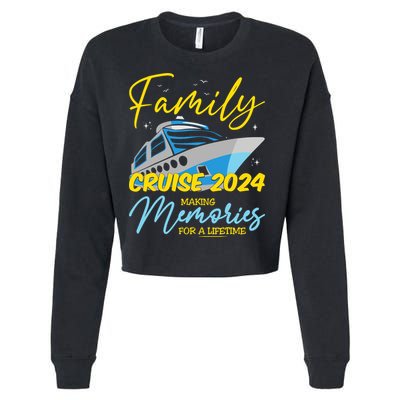Family Cruise 2024 Sailing Cruising Vacation 2024 Cropped Pullover Crew