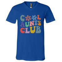 Floral Cool Aunts Club Groovy Aunt Sister Auntie Gift V-Neck T-Shirt