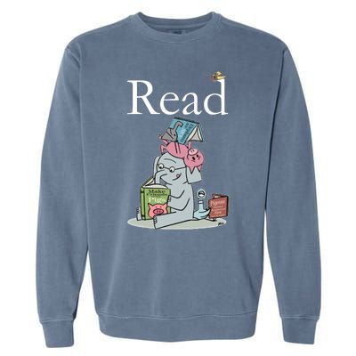 Funny Cute Animals Read Book Fan Garment-Dyed Sweatshirt