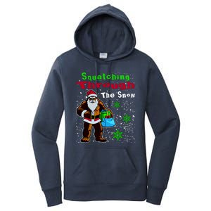 Funny Christmas Bigfoot Women's Pullover Hoodie