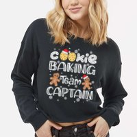 Funny Christmas Cookie Baking Team Captain Gingerbread Xmas Cropped Pullover Crew