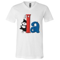 Funny Cat Comma La Kamala Harris For President 2024 Election V-Neck T-Shirt