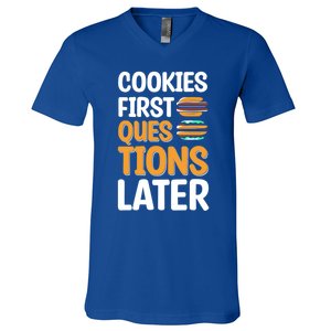 Funny Cookie Design For Christmas Cookie Baking Crew Meaningful Gift V-Neck T-Shirt