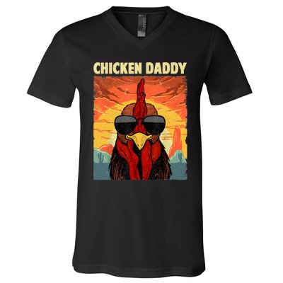 Funny Chicken Daddy Design For Dad Farmer Chicken Lover V-Neck T-Shirt