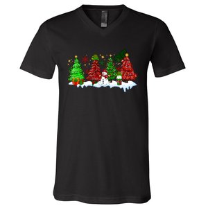 Funny Christmas Elf In Tree With Snowman Scene V-Neck T-Shirt