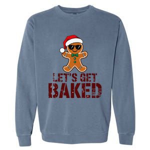 Funny Christmas Grunge Gingerbread Holiday For Bakers Baking Garment-Dyed Sweatshirt