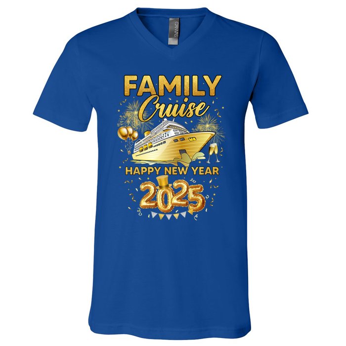 Family Cruise Happy New Year Decorations 2025 New Year Trip Cool Gift V-Neck T-Shirt