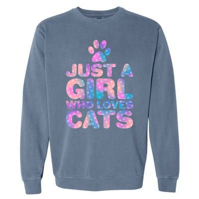 Funny Cute Just A Girl Who Loves Cats Garment-Dyed Sweatshirt