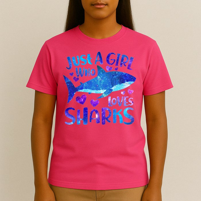 Funny Cute Just A Girl Who Loves Sharks T-Shirt
