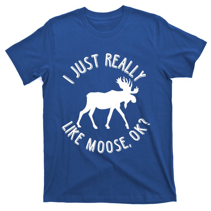 Funny Christmas Moose Gift T-Shirt