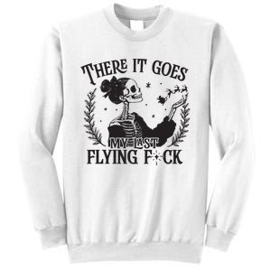 Funny Christmas My Last Flying Fuck Mom Christmas Sweatshirt