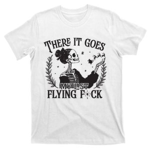 Funny Christmas My Last Flying Fuck Mom Christmas T-Shirt