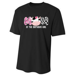 Funny Cow Mom Of The Birthday Girl Cow Farm Birthday Family Performance Sprint T-Shirt