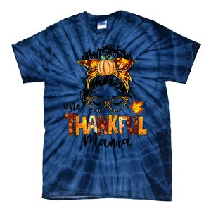 Funny Cute One Thankful Mama Messy Bun Fall Autumn Thanksgiving Tie-Dye T-Shirt