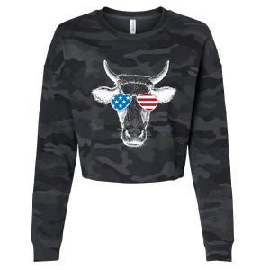 Funny Cow Patriotic Usa Flag Aviator Sun Glasses Design Gift Cropped Pullover Crew