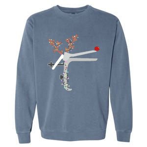 Funny Christmas Reindeer Speculum Nurse L&D Nursing Xmas Garment-Dyed Sweatshirt