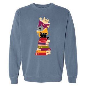 Funny Cats Reading Books Reading Book Lover Garment-Dyed Sweatshirt