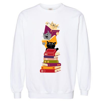 Funny Cats Reading Books Reading Book Lover Garment-Dyed Sweatshirt