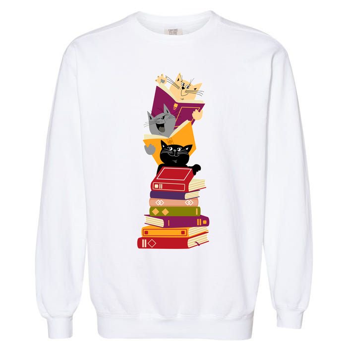 Funny Cats Reading Books Reading Book Lover Garment-Dyed Sweatshirt