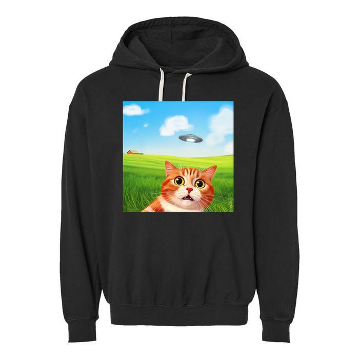 Funny Cat Selfie With Ufo Kitty Alien Encounter Garment-Dyed Fleece Hoodie