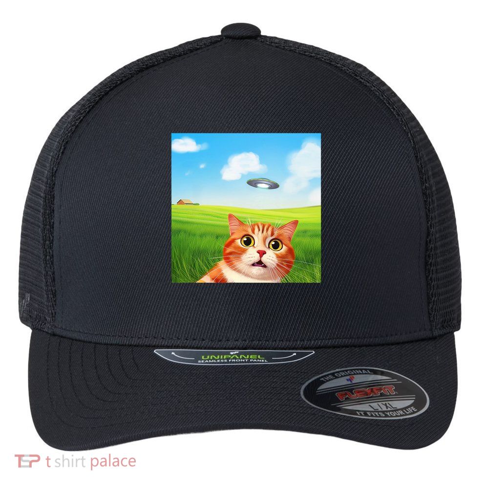 Funny Cat Selfie With Ufo Kitty Alien Encounter Flexfit Unipanel Trucker Cap