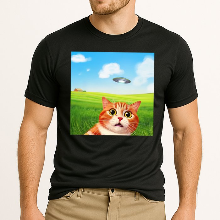 Funny Cat Selfie With Ufo Kitty Alien Encounter Performance Shirt