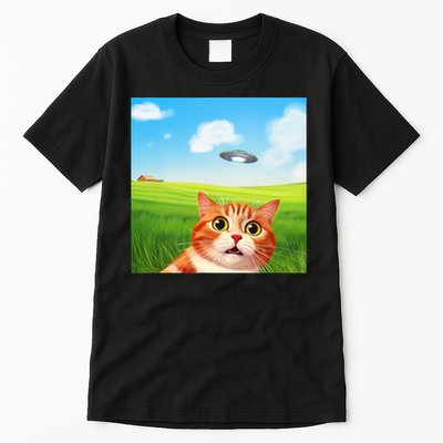 Funny Cat Selfie With Ufo Kitty Alien Encounter Tall T-Shirt