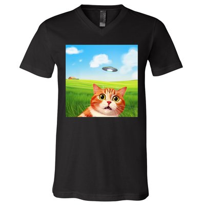 Funny Cat Selfie With Ufo Kitty Alien Encounter V-Neck T-Shirt